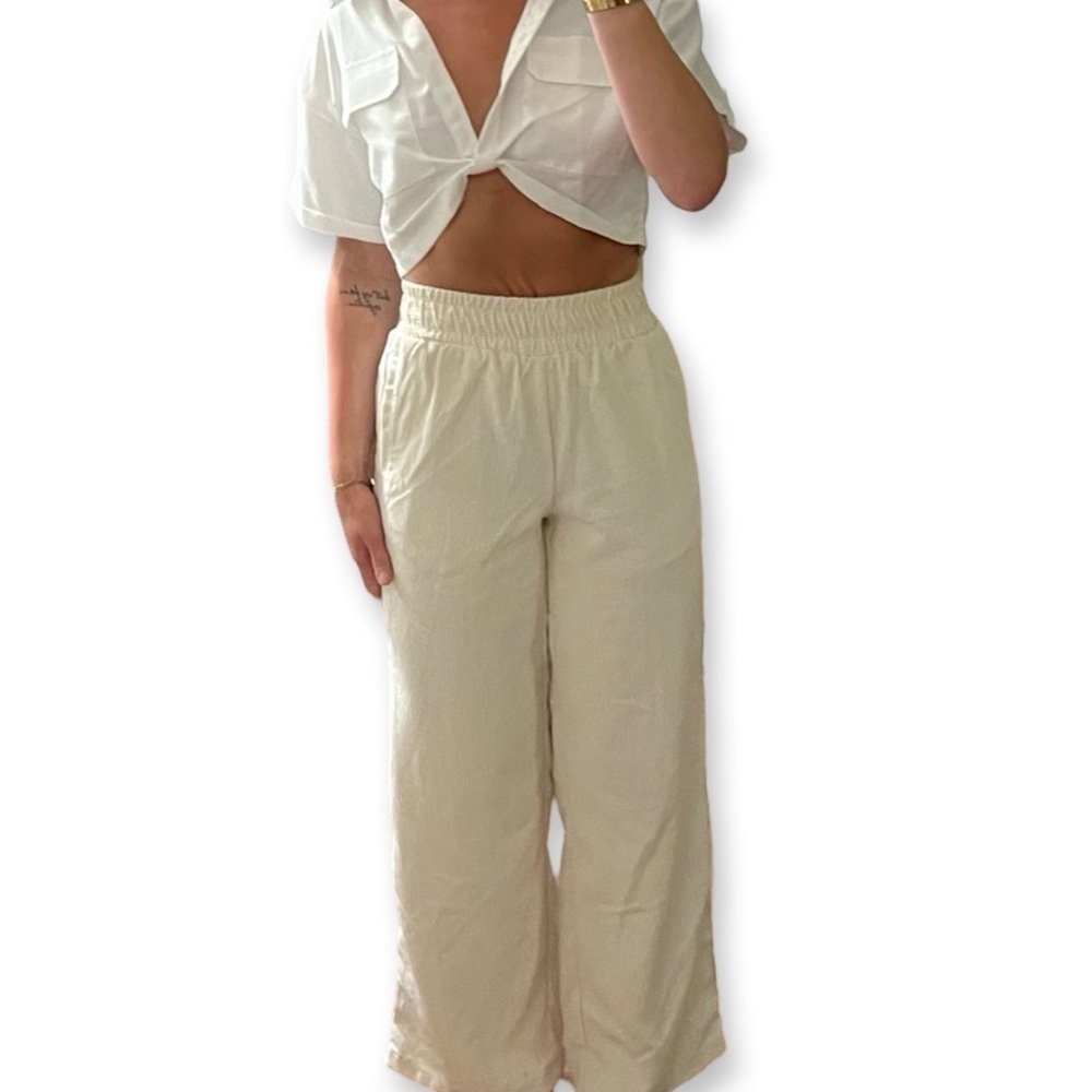 Forever 21 white high waisted corduroy velvet straight leg pants | NEW size S - Picture 2 of 11